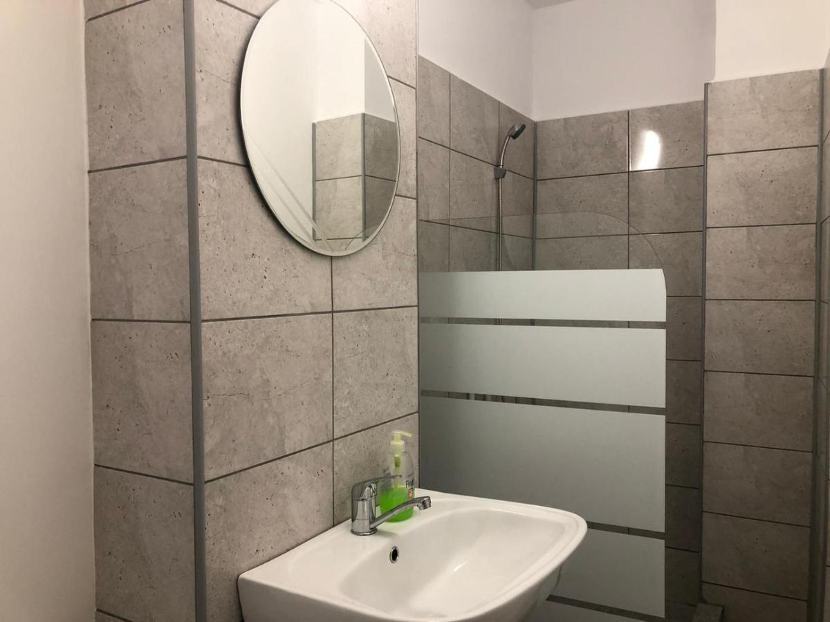 Sea Studio Constanta Luaran gambar