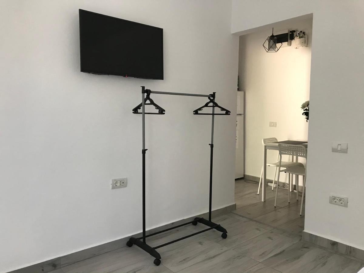 Sea Studio Constanta Luaran gambar